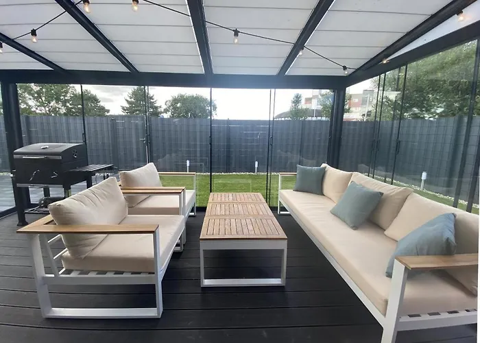 Wilde Brise - Ihr Luxusbungalow In *